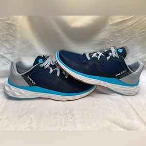 Sperry woman’s Headsail sneakers size 8.5